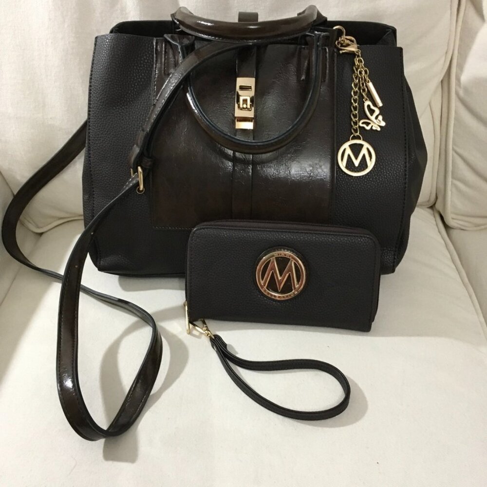 Mia K Collection NWOT Tote Bag & Wristlet Wallet